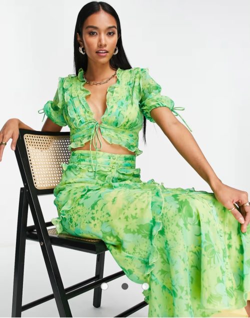 پیراهن زنانه